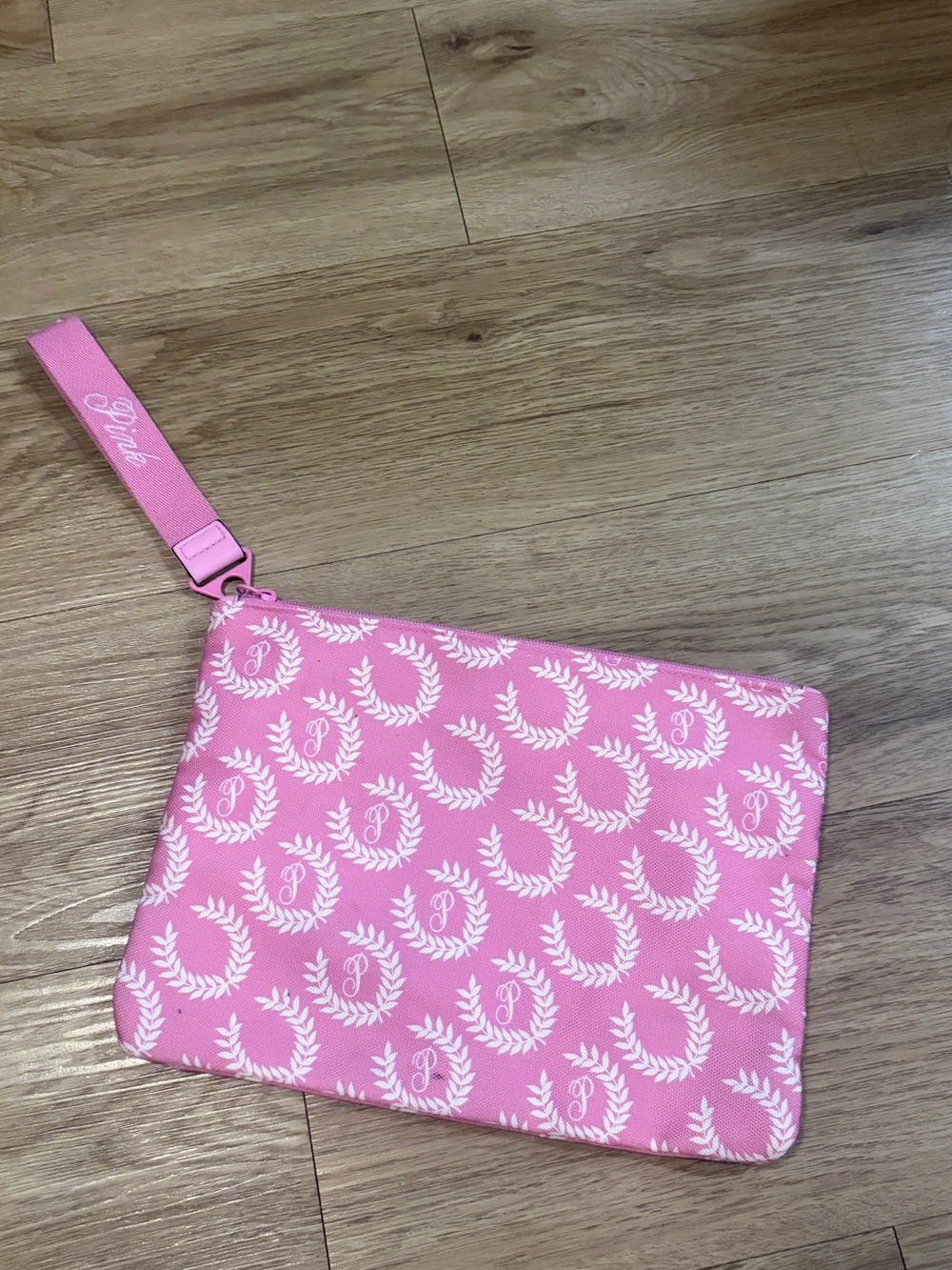 5 for $25 PINK Victoria's Secret Pink Laurel Monogram Wristlet Pouch